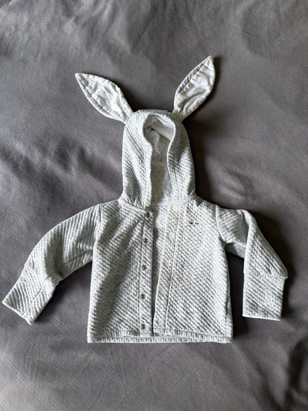 Livly 9-12m baby hoodie with bunny ears unisex